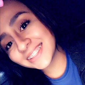 Meet your Posher, Abby